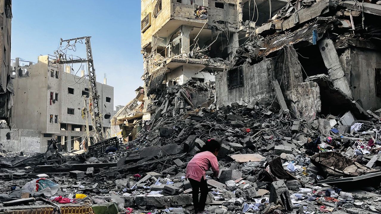 গাজায় ইসরাইলি হামলায় ১০০ জনের মৃত্যু