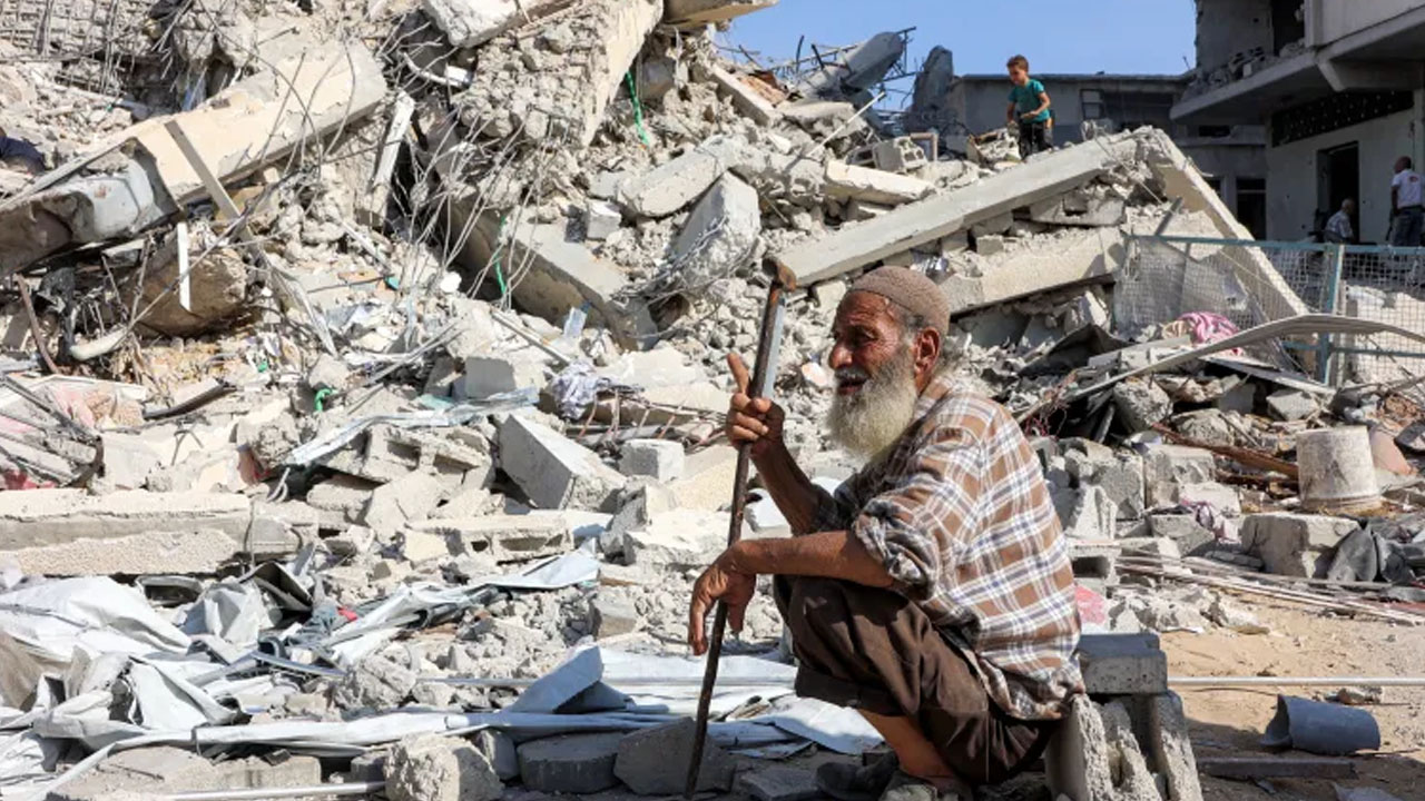 গাজায় জাতিসংঘের আশ্রয়কেন্দ্র গুঁড়িয়ে দিল ইসরাইল