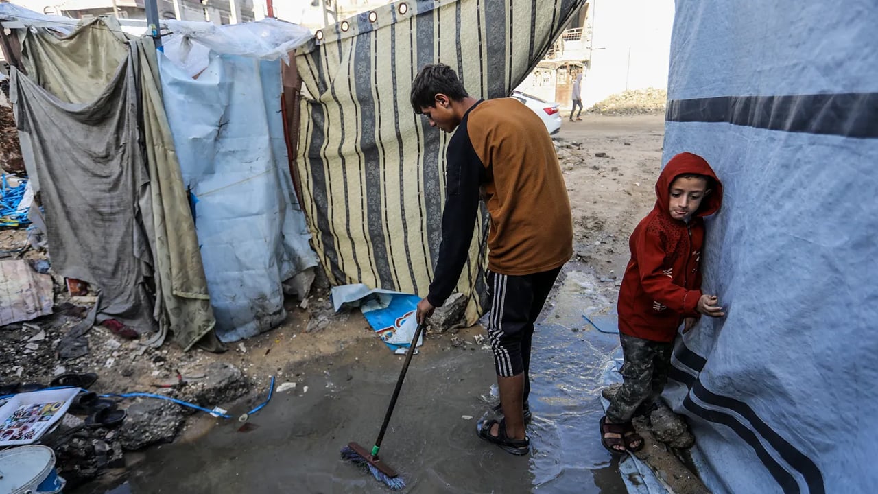 শীতে গাজাবাসীর দুর্ভোগ নিয়ে জাতিসংঘের সতর্কবার্তা