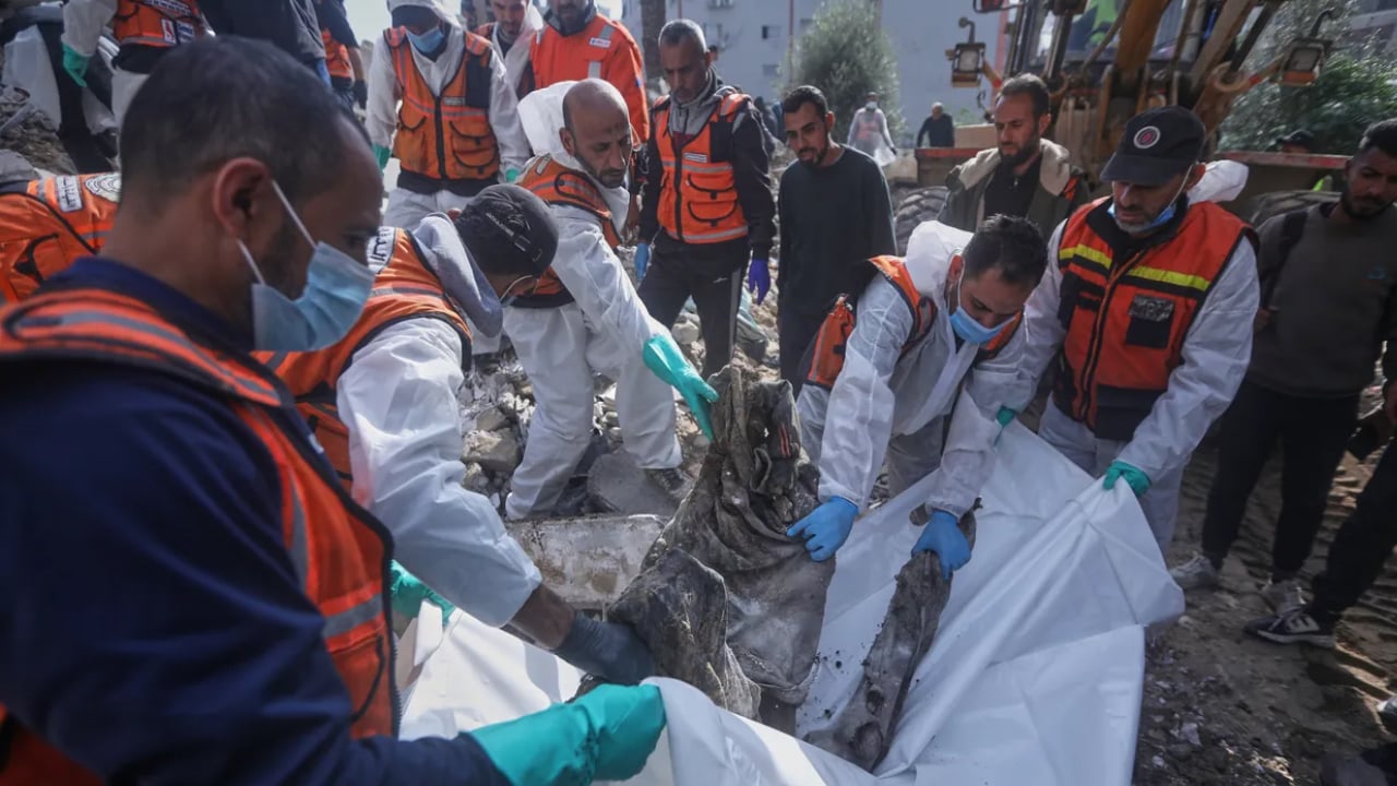 গাজায় ধ্বংসস্তুপ থেকে ৯৪ ফিলিস্তিনির লাশ উদ্ধার