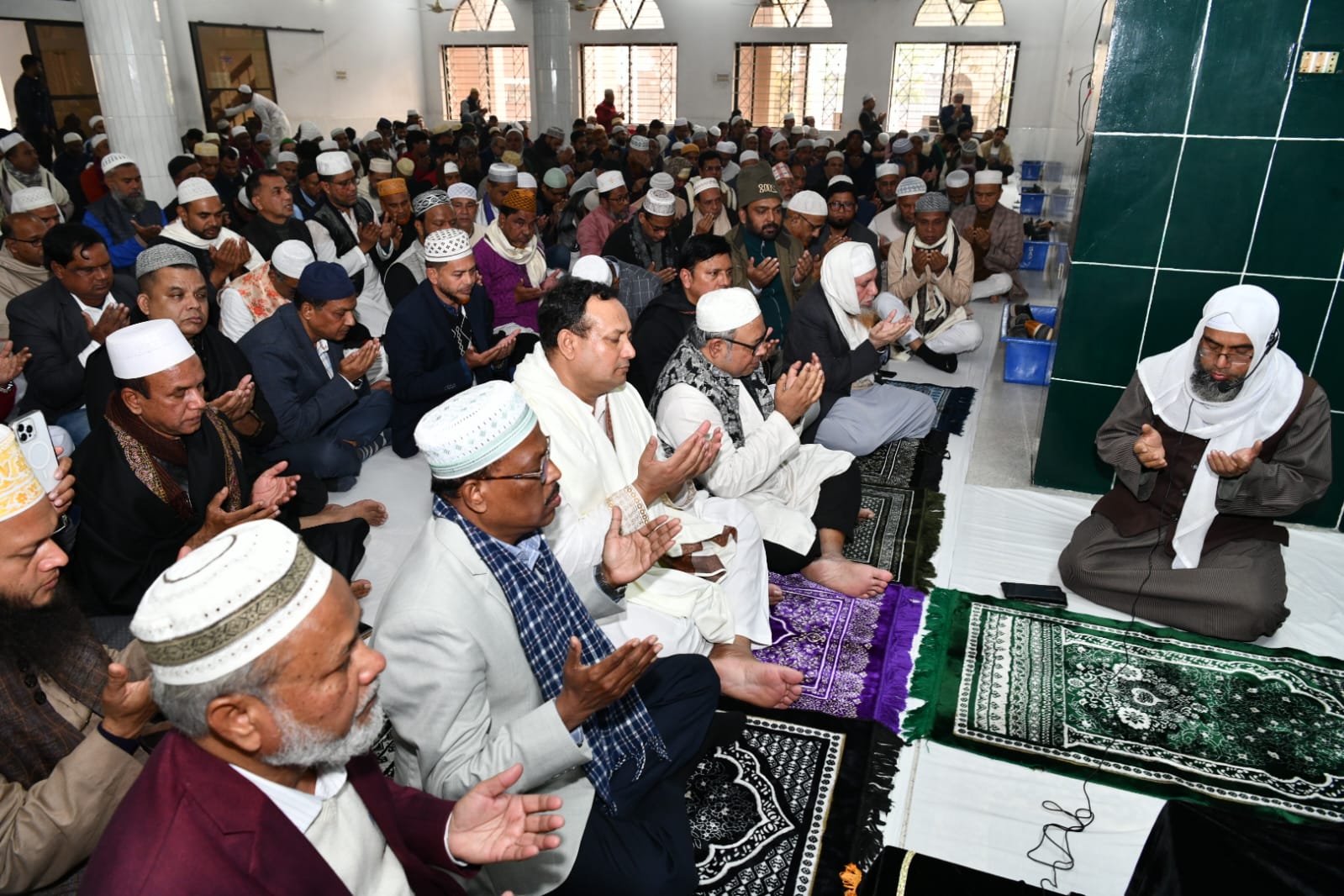 খালেদা জিয়ার রুহের মাগফেরাত কামনায় জাতীয় বিশ্ববিদ্যালয়ে দোয়া