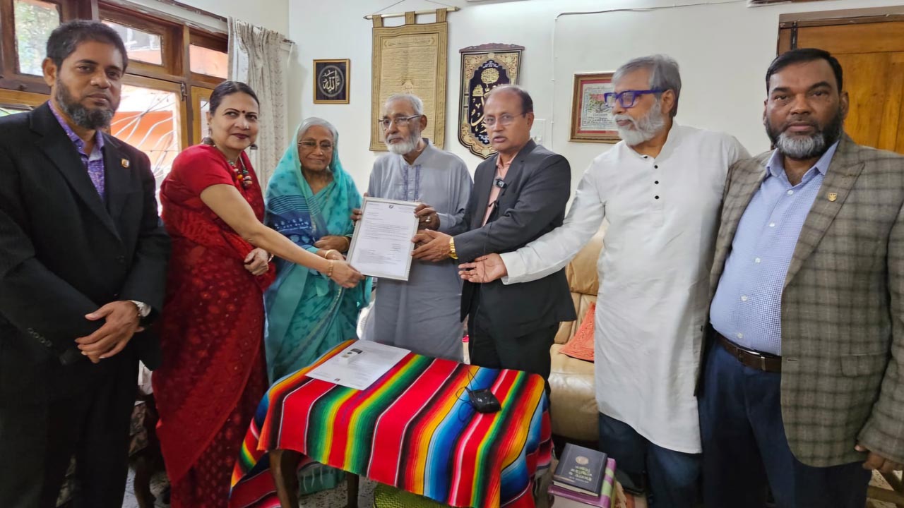 বাউবিতে যোগ দিলেন ড. এম শমশের আলী