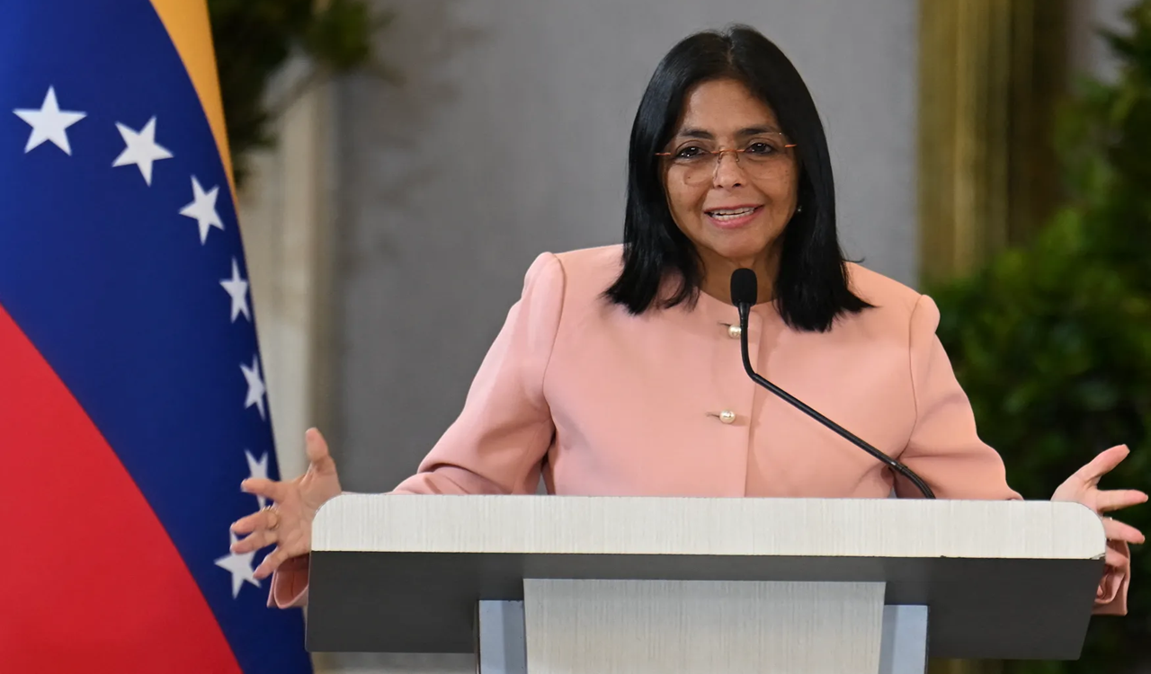 ভেনেজুয়েলার নেতৃত্বে আসা কে এই ডেলসি রদ্রিগেজ?