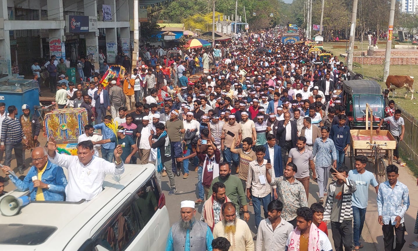 গোপালগঞ্জে শান্তিপূর্ণ পরিবেশ ভোটার উপস্থিতি নিয়ে অনিশ্চয়তা