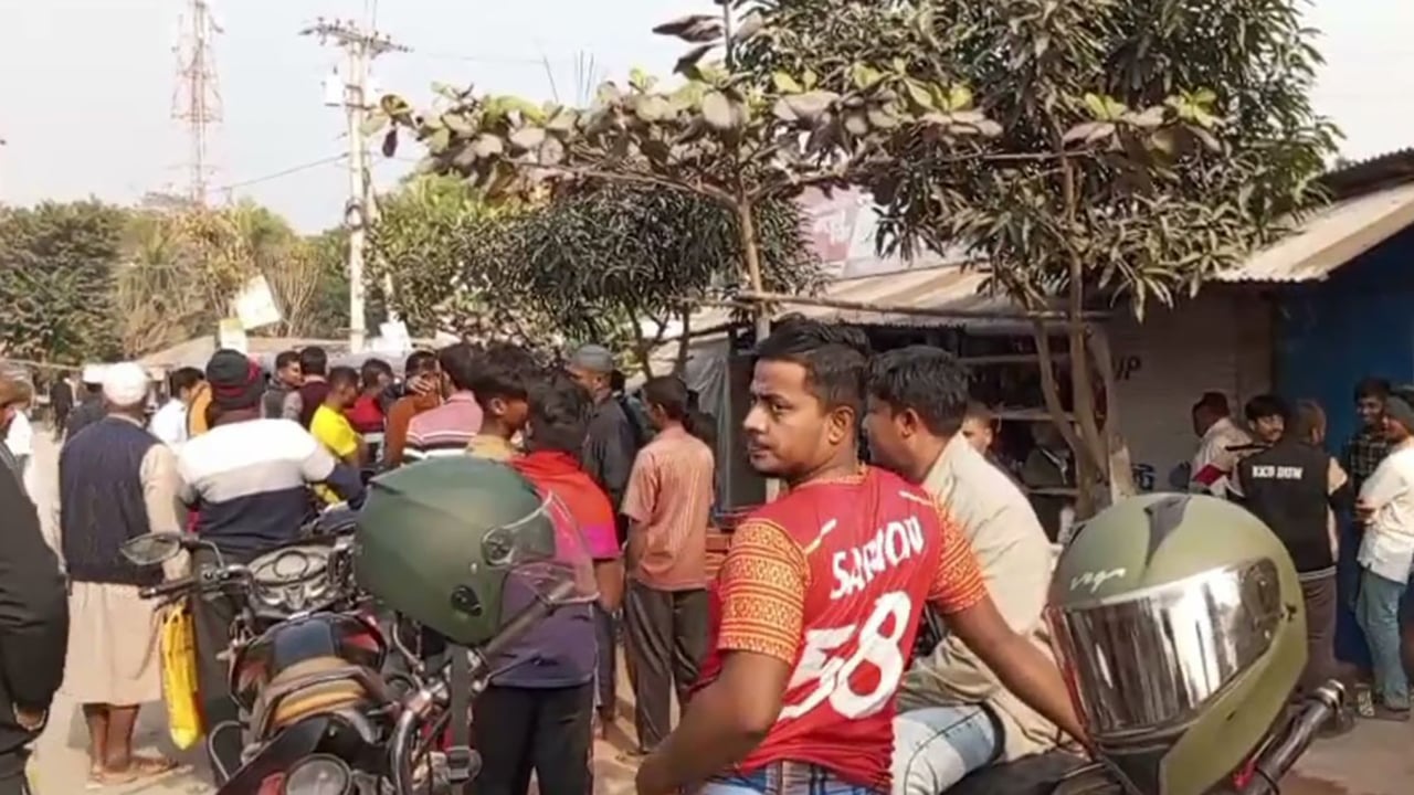 গোপালগঞ্জে বিএনপি প্রার্থীর সমর্থকদের হামলায় স্বতন্ত্র প্রার্থীর ৪ সমর্থক আহত