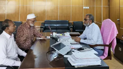বেসরকারি শিক্ষাপ্রতিষ্ঠানে কমিটি নির্বাচনের স্থগিতাদেশ প্রত্যাহারের দাবি
