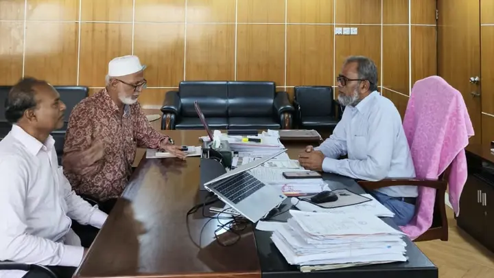বেসরকারি শিক্ষাপ্রতিষ্ঠানে কমিটি নির্বাচনের স্থগিতাদেশ প্রত্যাহারের দাবি