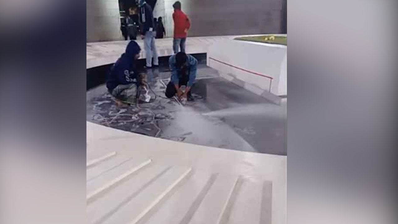 জিয়া উদ্যানে শুরু হয়েছে কবর খননের কাজ