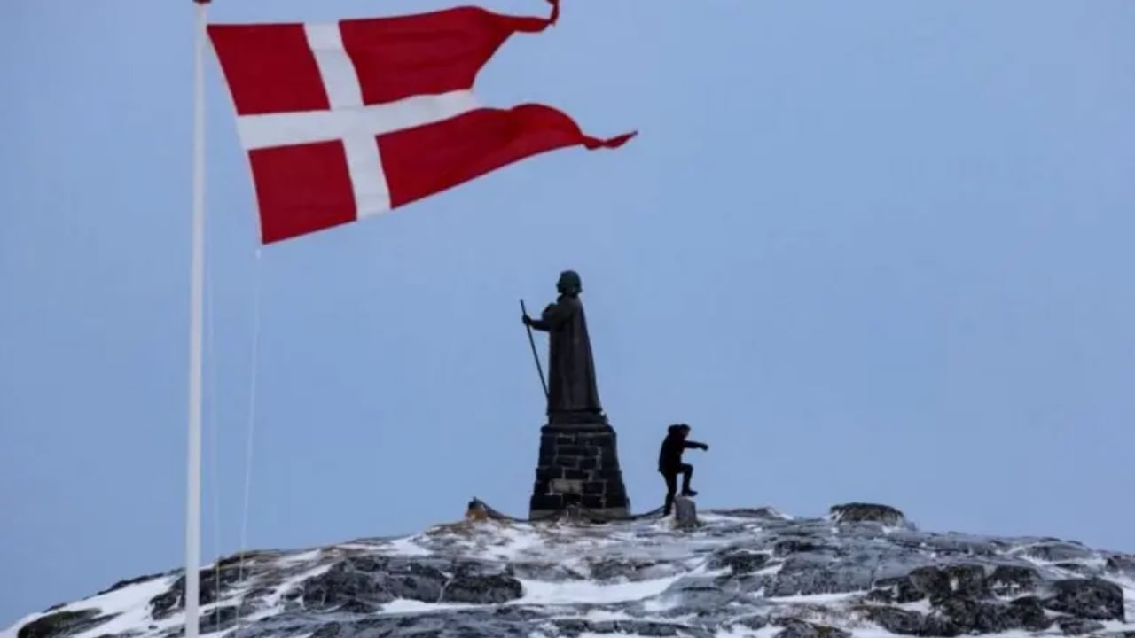 যে কারণে গ্রিনল্যান্ডের ‘মালিকানা’ চান ট্রাম্প