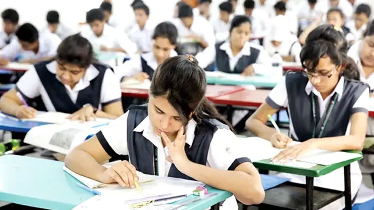 এইচএসসি ও সমমান পরীক্ষার ফল প্রকাশ ১৬ অক্টোবর