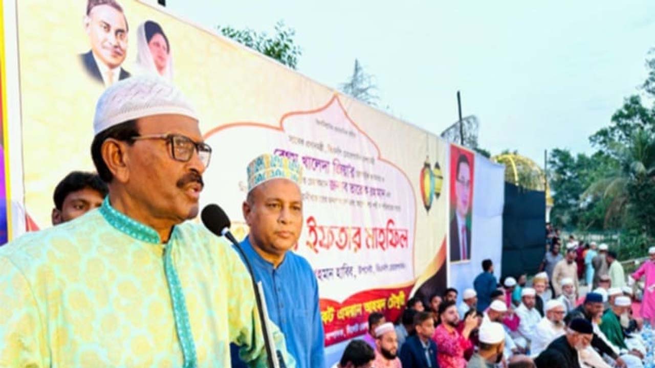 এদেশে আ. লীগের রাজনীতি করার কোনো অধিকার নেই: হাবিব