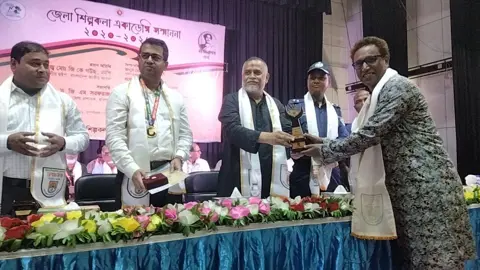 হবিগঞ্জে ‘শিল্পকলা একাডেমি সম্মাননা’ পদক পেলেন ২৯ গুণীশিল্পী
