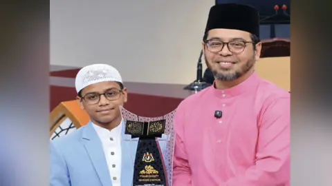 মালয়েশিয়া কোরআন প্রতিযোগিতায় প্রথম হলেন হাফেজ ইহতেশামুল হক