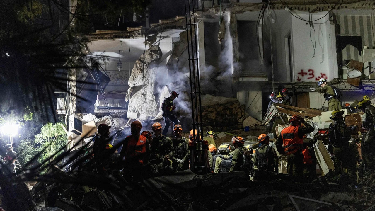 ইসরাইলের বৃহত্তম শহর হাইফায় ইরানের হামলা, নিহত ২