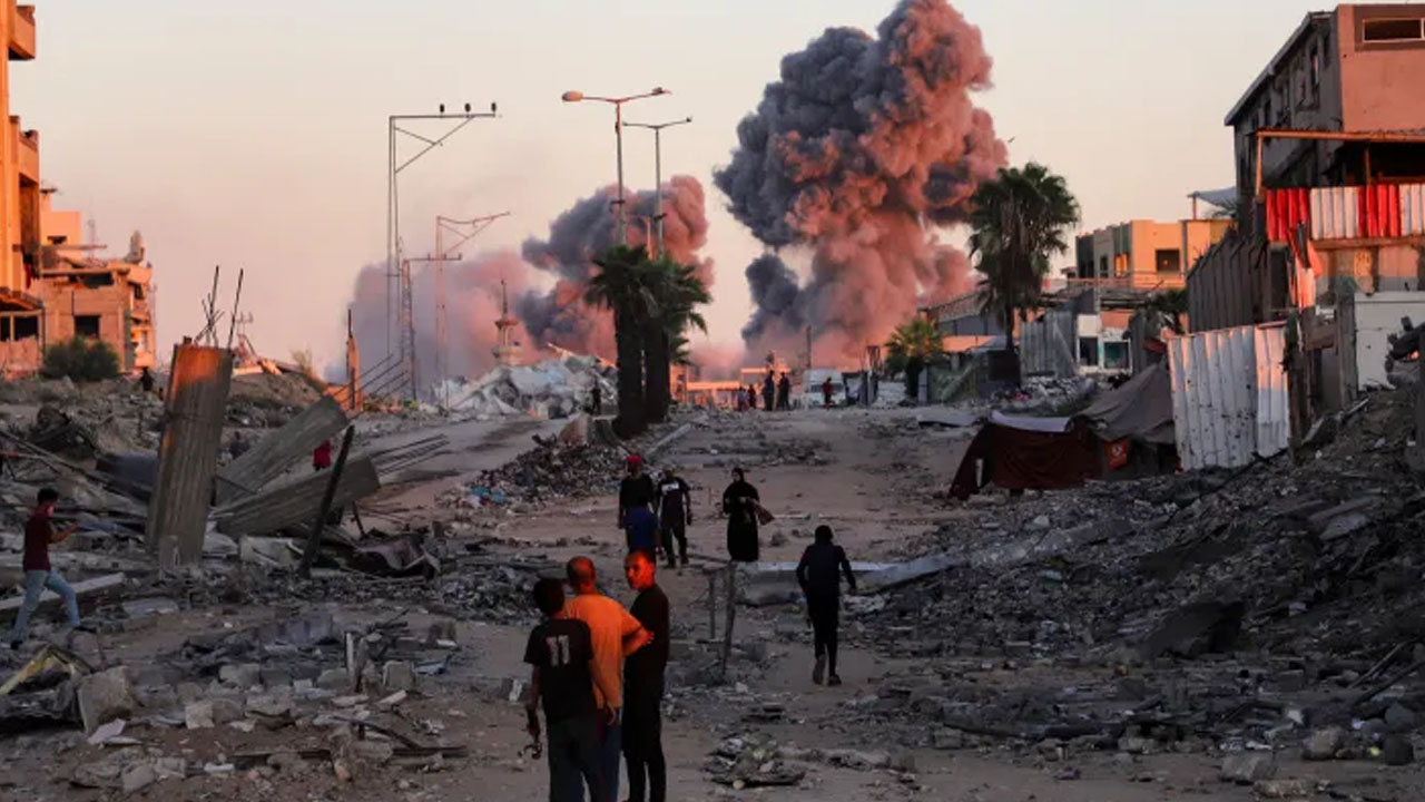 গাজা যুদ্ধ বন্ধের নিশ্চয়তা চায় হামাস