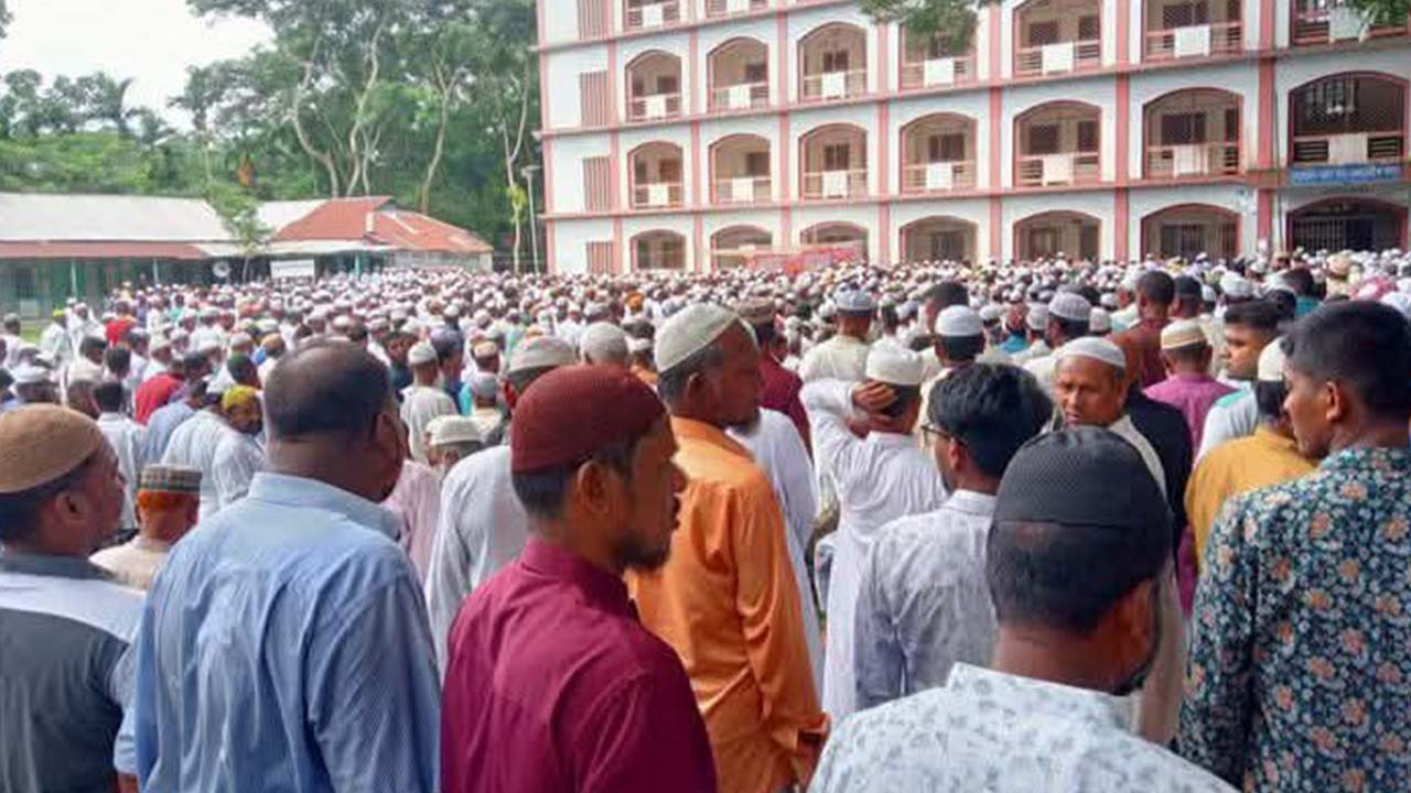 হেফাজত নেতা মাওলানা ওমর ফারুকের ইন্তেকাল
