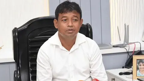 ডিএমপির সাবেক অতিরিক্ত কমিশনার হারুন-অর-রশিদকে বরখাস্ত