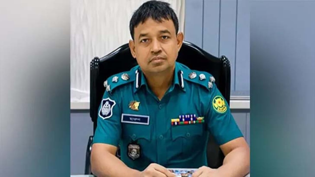 যেভাবে দেশ ছেড়ে পালান হারুন