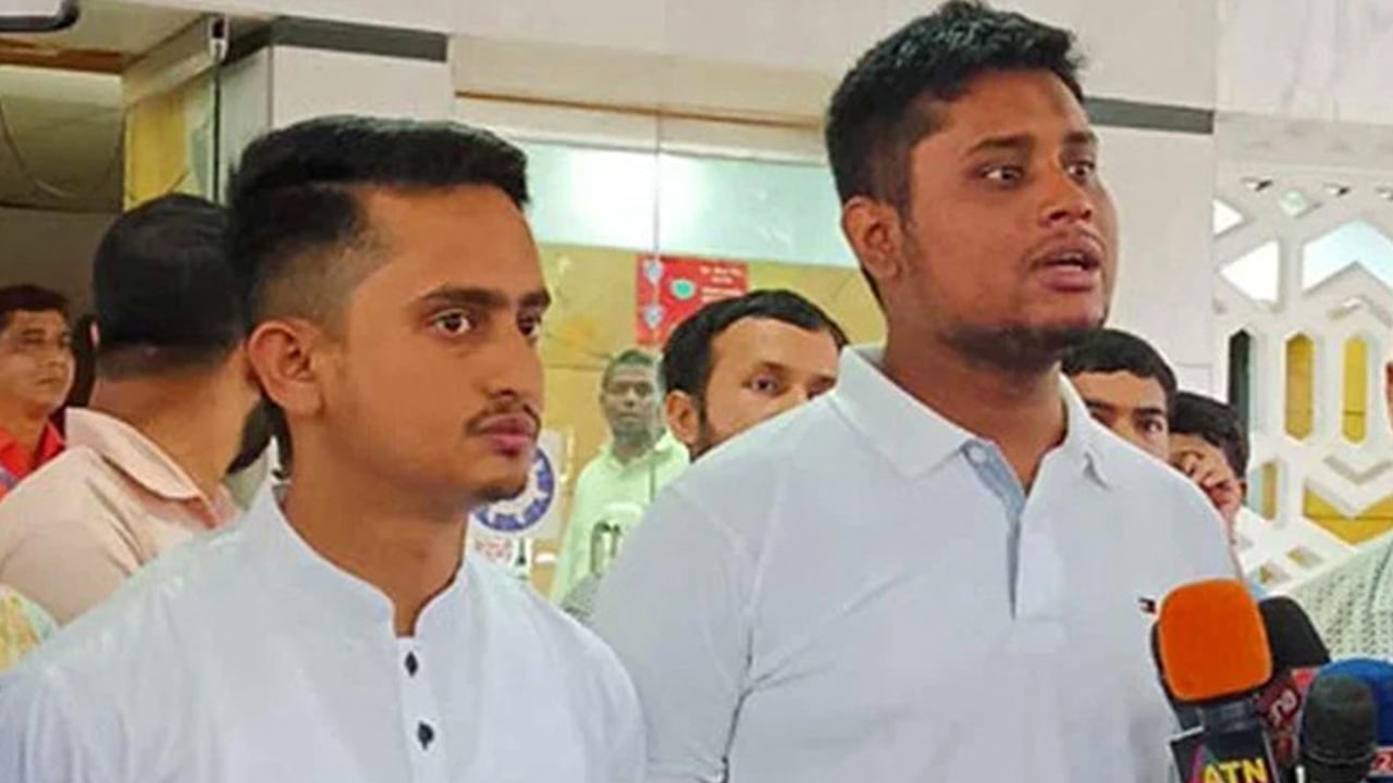 সিইসির সঙ্গে বৈঠকে হাসনাত-সারজিসরা