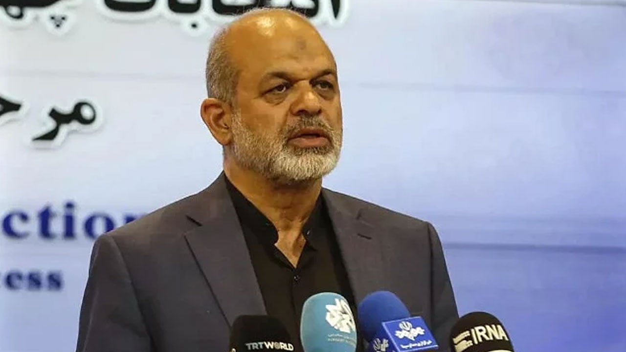 দ্রুত মধ্যপ্রাচ্যে মার্কিন ঘাঁটি সংলগ্ন এলাকা ছাড়ার আহ্বান ইরানের