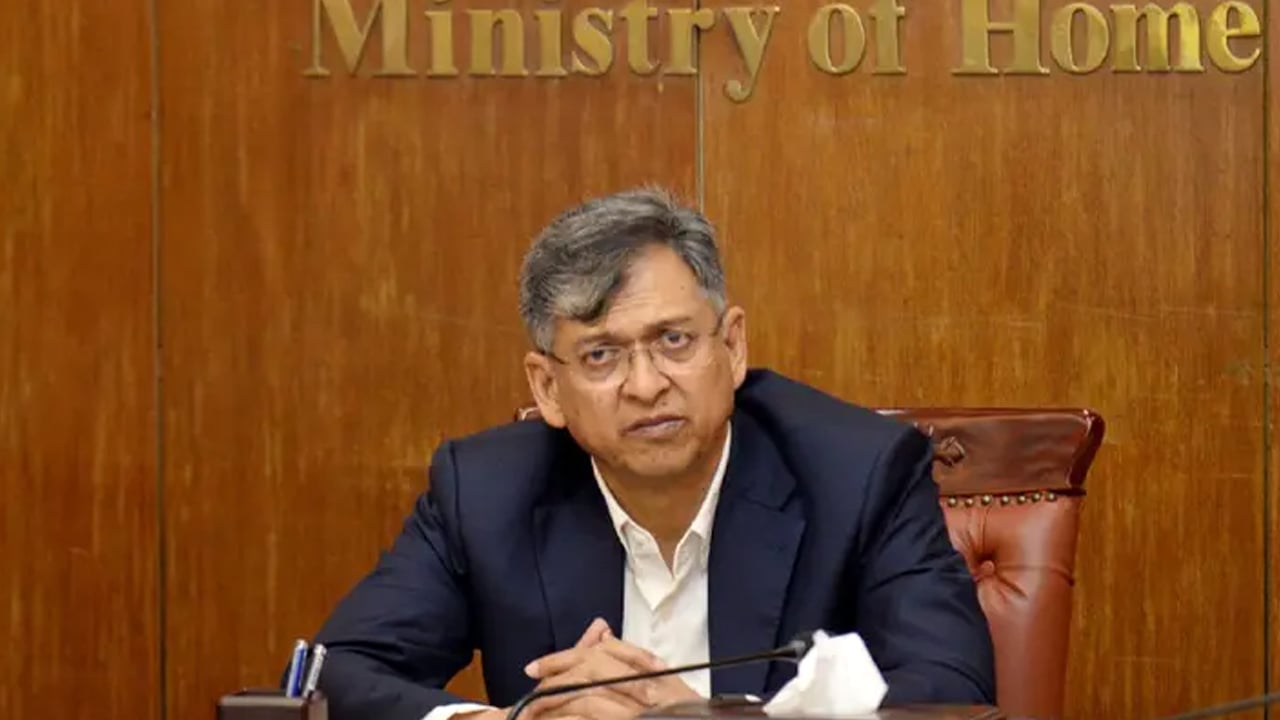 বিডিআর হত্যাকাণ্ড নিয়ে পুনরায় কমিশন গঠন হবে: স্বরাষ্ট্রমন্ত্রী