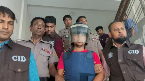 প্রতারণার মামলায় হরিদাস চন্দ্র দুই দিনের রিমান্ডে