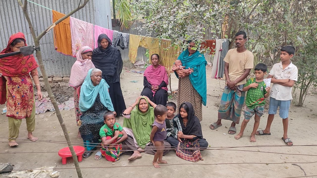 সৌদি আরবে বজ্রপাতে বাংলাদেশি শ্রমিকের মৃত্যু, স্ত্রীসহ ৪ সন্তানের আহাজারি