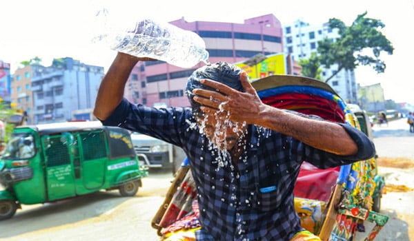 বৃষ্টি কমতেই অস্বস্তিকর গরম, ফের লঘুচাপ