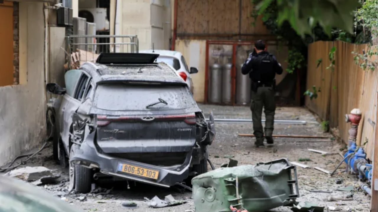 ইসরাইলে তৃতীয়বারের মতো হুথিদের ক্ষেপণাস্ত্র হামলা