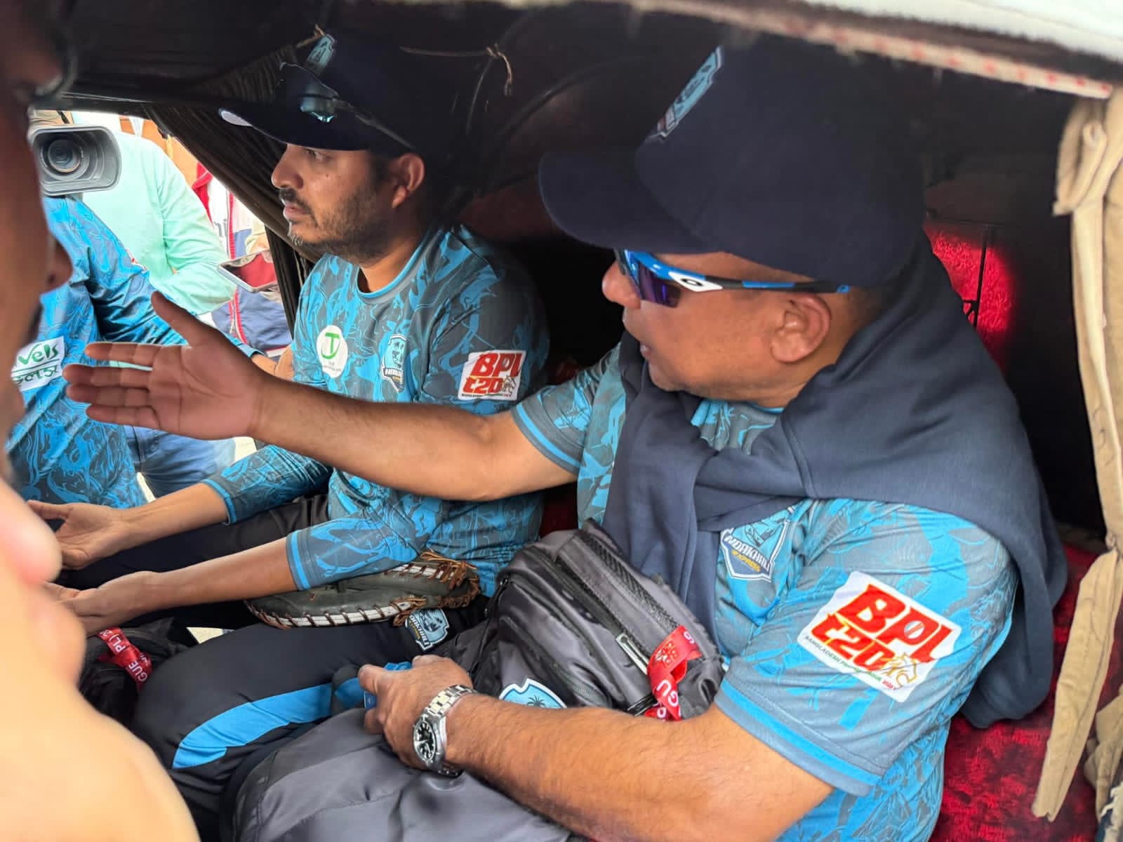 বল নেই-সরঞ্জাম নেই, ক্ষুব্ধ হয়ে অনুশীলন ছাড়লেন নোয়খালির কোচ