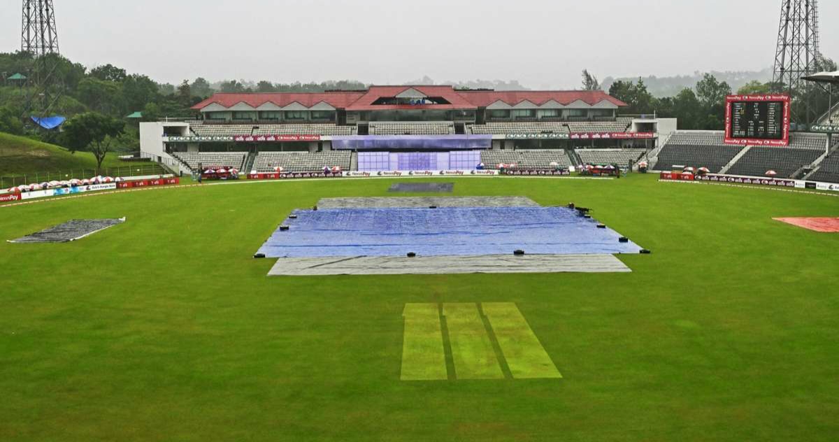 বৃষ্টির জন্য মাঠে গড়ায়নি চতুর্থ দিনের খেলা