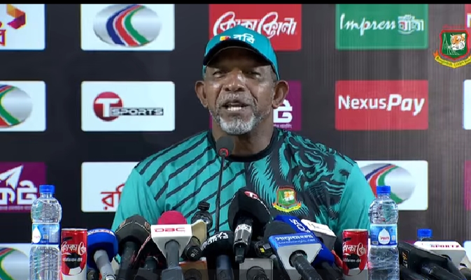শ্রীলঙ্কার ধারাবাহিকতা চান সিমন্স
