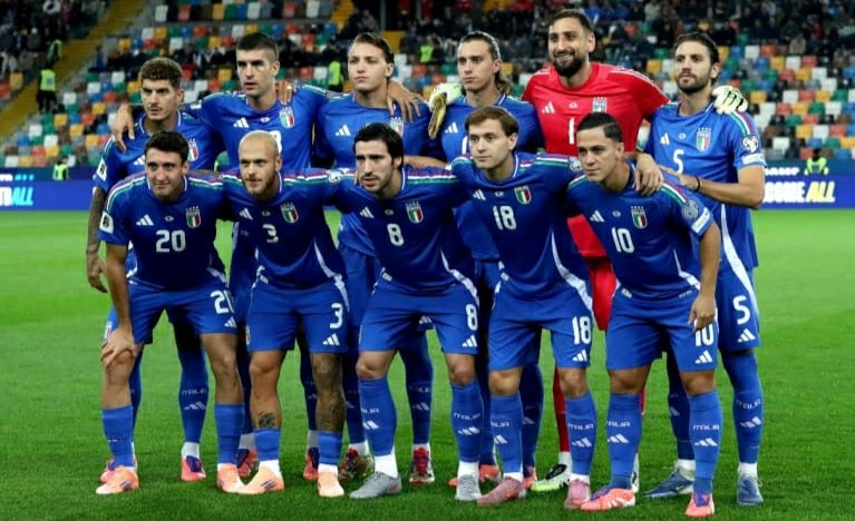 ইতালির চোখ বিশ্বকাপে