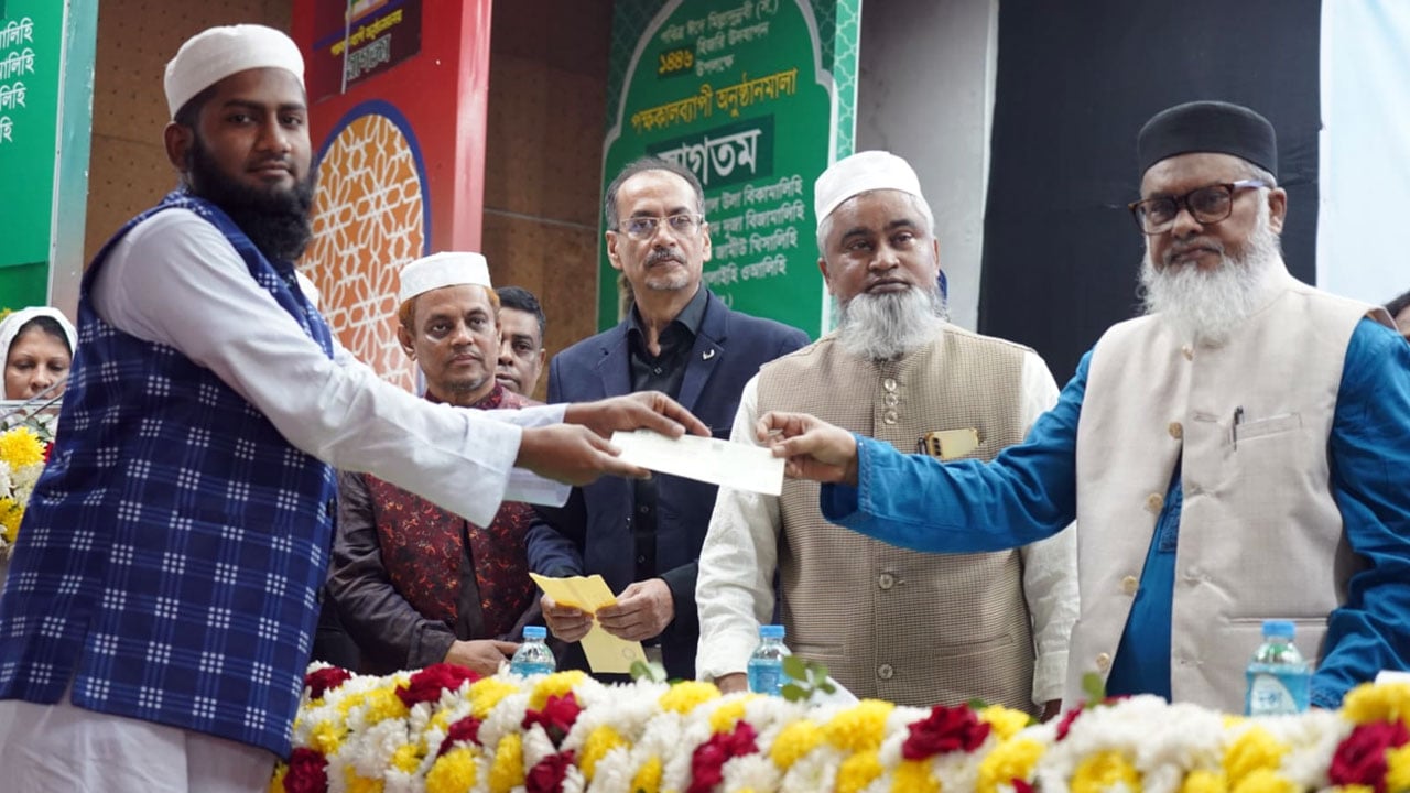 সমাজ সংস্কারে আলেম সমাজকে সবার আগে এগিয়ে আসতে হবে: ধর্ম উপদেষ্টা