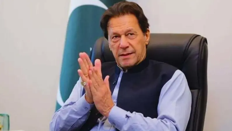 ইমরানের চোখে অস্ত্রোপচার নিয়ে যা জানালেন চিকিৎসক