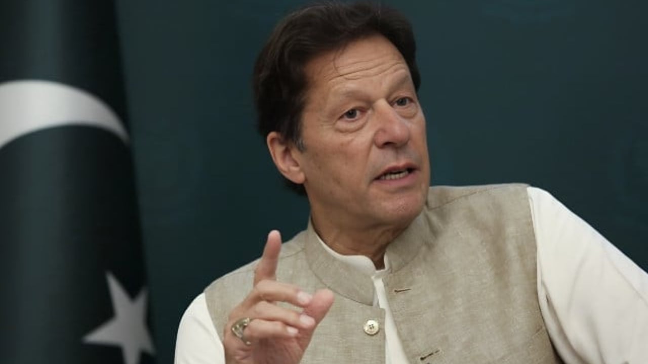 কারাবন্দি ইমরান খানকে স্থানান্তরের পরিকল্পনা পাকিস্তান সরকারের