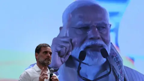 আস্থায় চির: কেন নজিরবিহীন প্রশ্নের মুখে ভারতের নির্বাচন