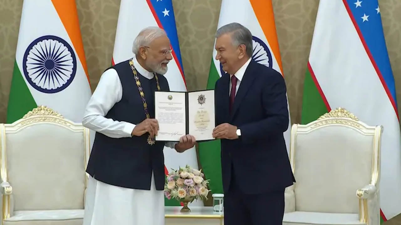 ভারত-উজবেকিস্তান দীর্ঘমেয়াদি ইউরেনিয়াম চুক্তি সই