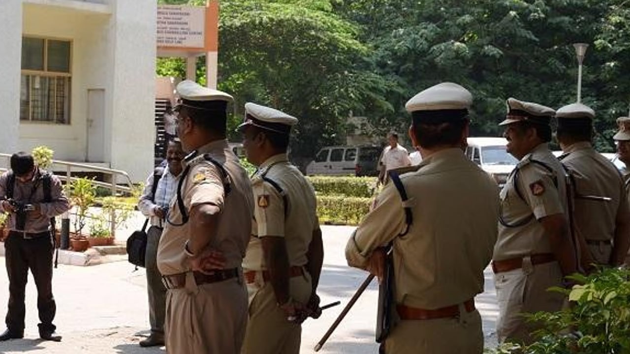 ভারতে বাংলাদেশি সন্দেহে কয়েকশ’ শ্রমিক আটক