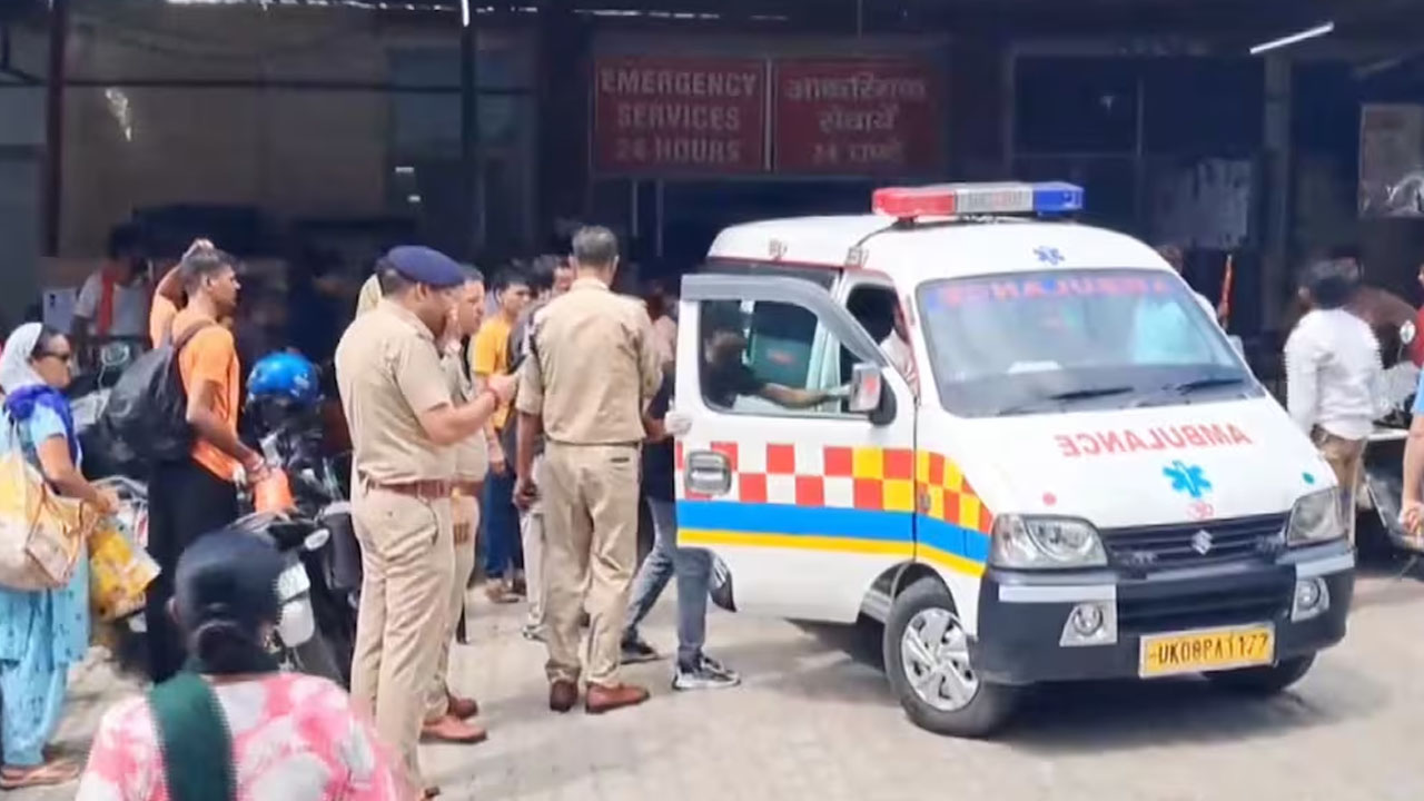 ভারতের হরিদ্বারে মন্দিরে পদদলিত হয়ে ৭ জনের মৃত্যু