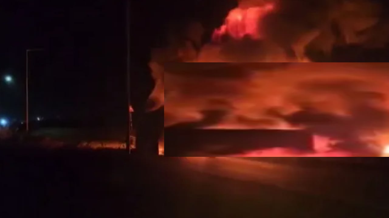 ভারতে বাস-ট্রাক সংঘর্ষ, আগুনে পুড়ে ৩ জনের মৃত্যু