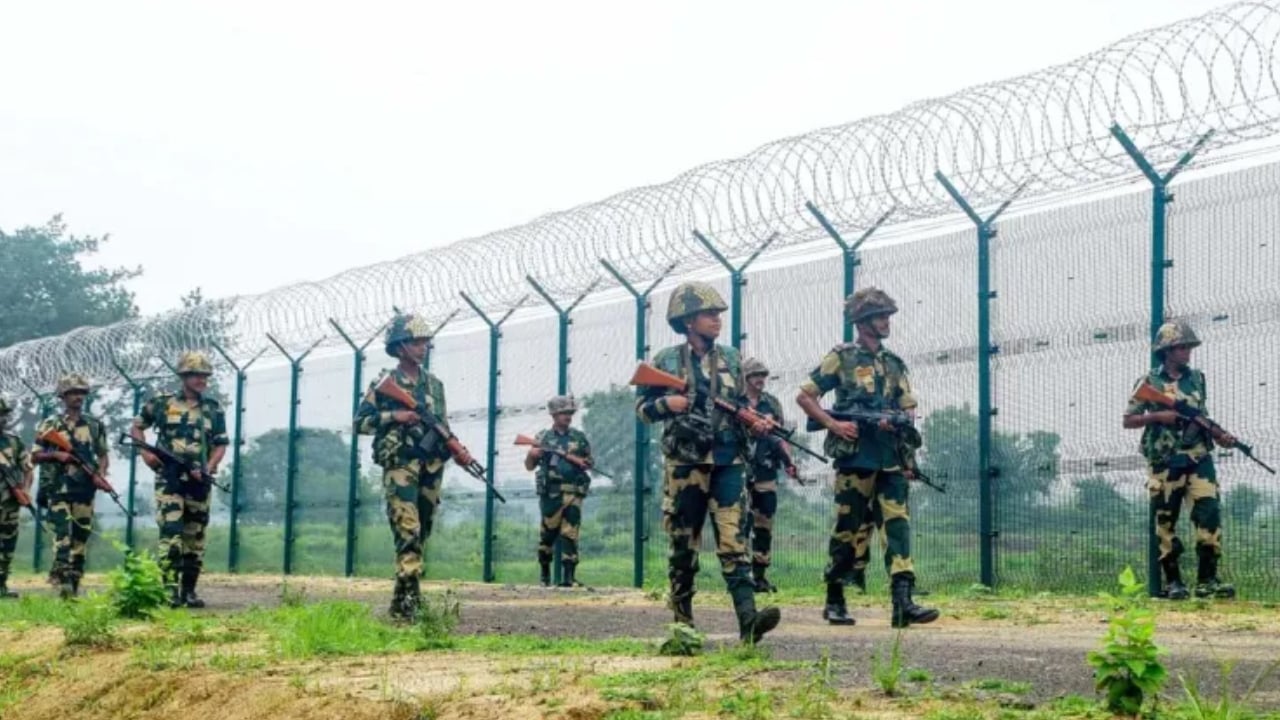 বাংলাদেশি সন্দেহে ১৯ জনকে পুশইন করল ভারত