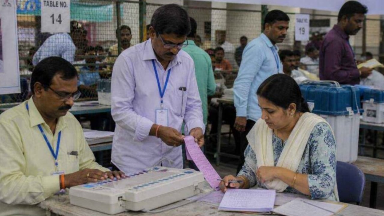 ভারতে বিধানসভা নির্বাচনে কোন রাজ্যে কারা এগিয়ে