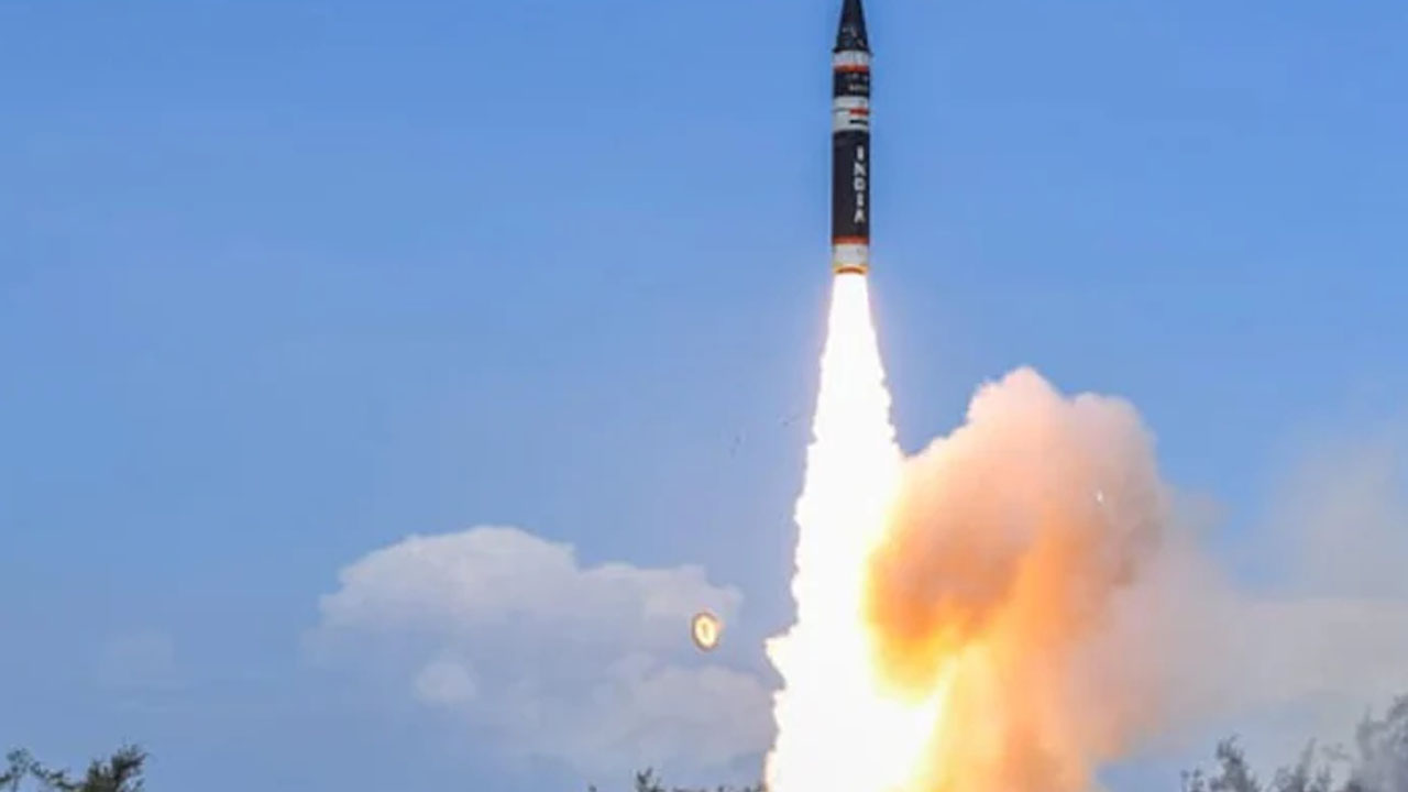 পারমাণবিক অস্ত্র বহনে সক্ষম ক্ষেপণাস্ত্র পরীক্ষা চালালো ভারত