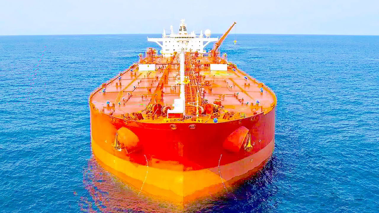 ট্রাম্পের হুমকিতে রাশিয়ার বদলে মধ্যপ্রাচ্যে ঝুঁকছে ভারত