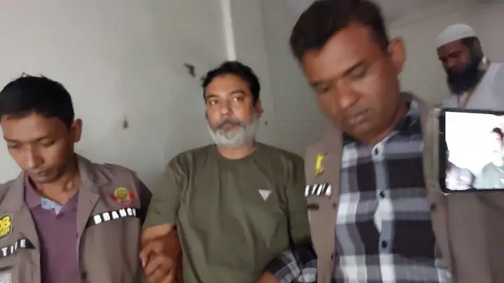 গুপ্তচরবৃত্তির অভিযোগে ভারতীয় নাগরিক ফের ৩ দিনের রিমান্ডে