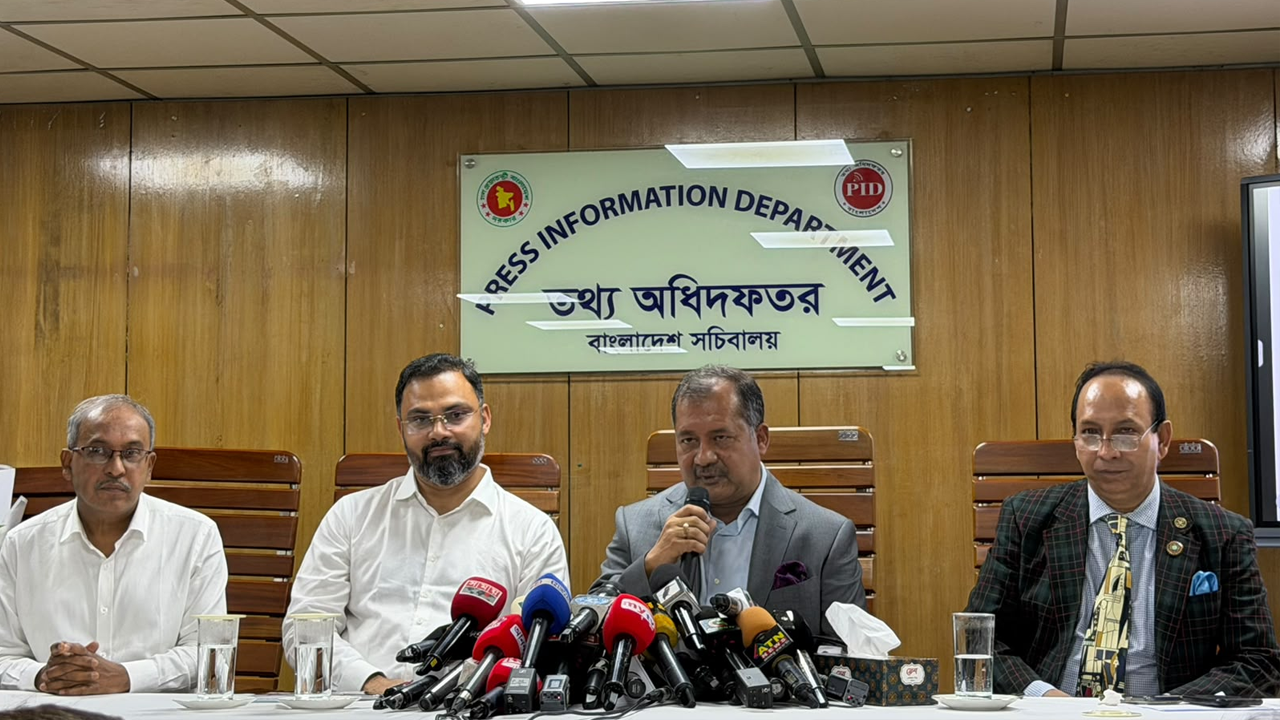 আগামী বিশ্বকাপ খেলা লাভজনক ইভেন্টে নিয়ে যাওয়া হবে: তথ্যমন্ত্রী 