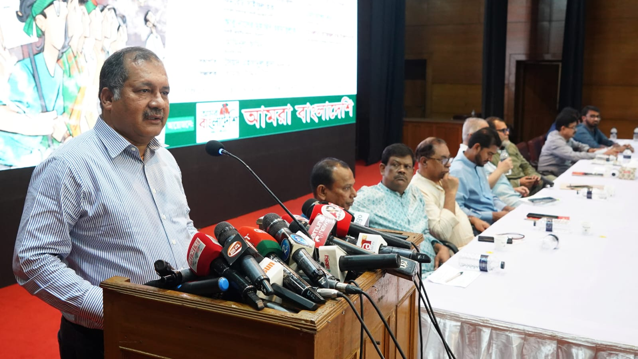 ইতিহাস বিকৃতকারীরা টিকে থাকতে পারে না : তথ্যমন্ত্রী