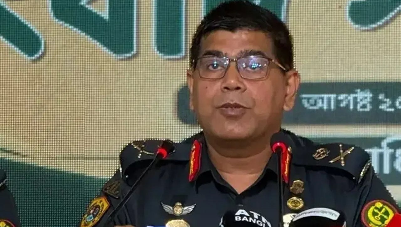 কারা মহাপরিদর্শক মোতাহের হোসেনকে সেনাবাহিনীতে ফেরত
