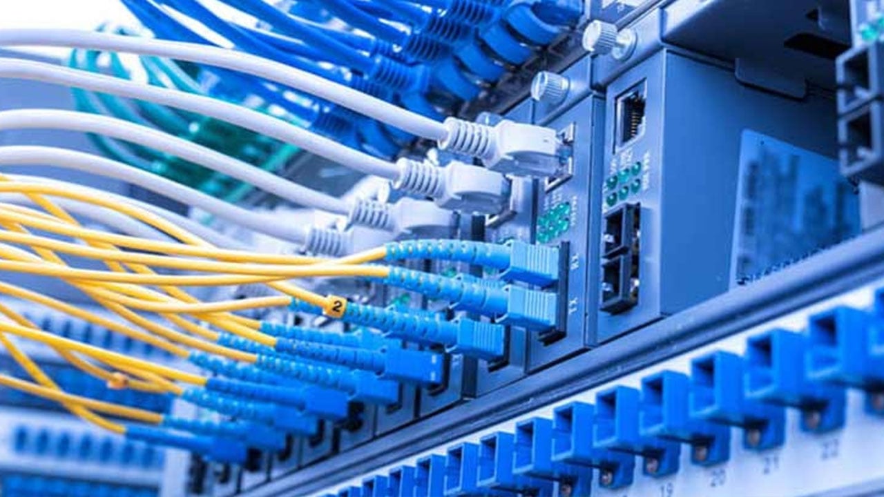 সারা দেশে ইন্টারনেট নিয়ে দুঃসংবাদ দিল বিএসসিসিএল